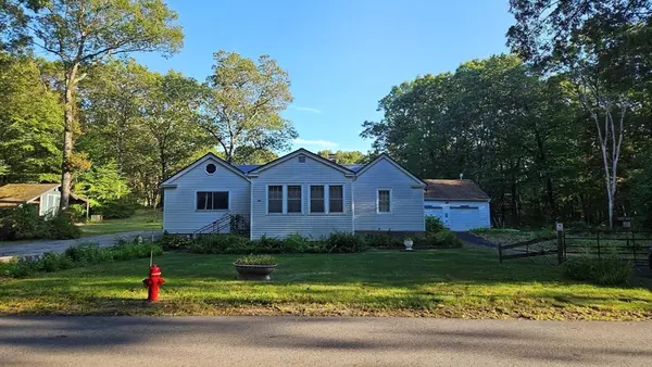 Uxbridge, MA 01569,288 High Street