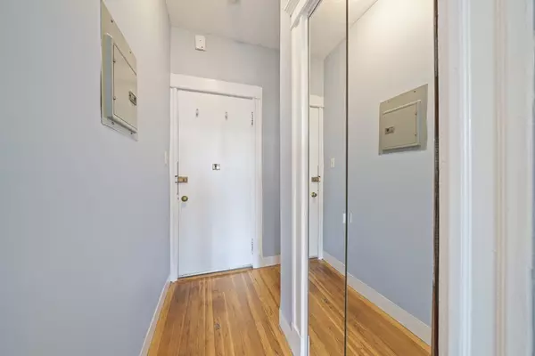 Boston, MA 02135,1625 Commonwealth Ave #18