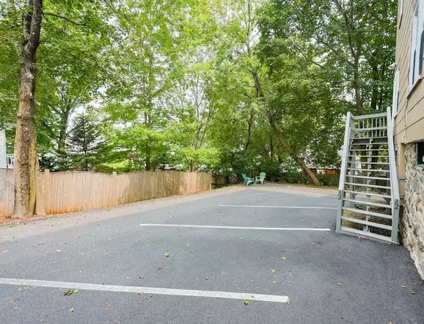 Maynard, MA 01754,22-26 Waltham St