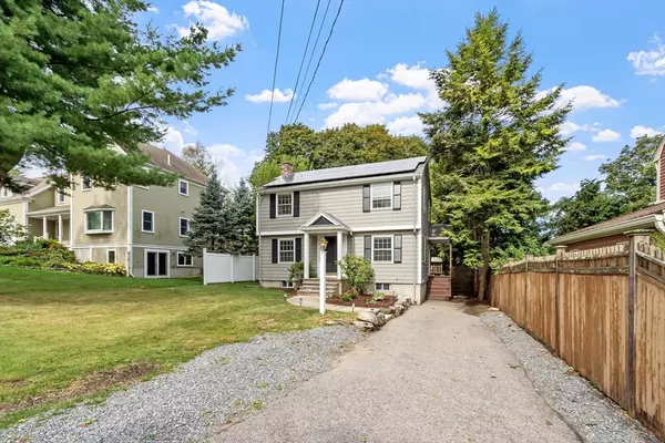 Lexington, MA 02421,15 Garfield St
