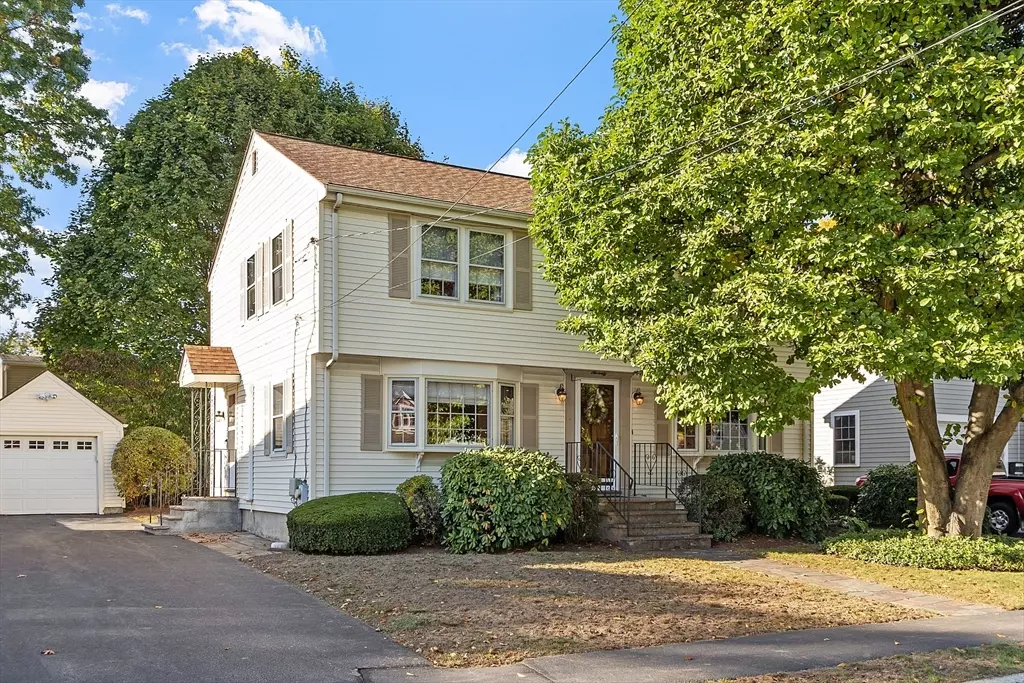 Waltham, MA 02453,70 Canterbury Rd