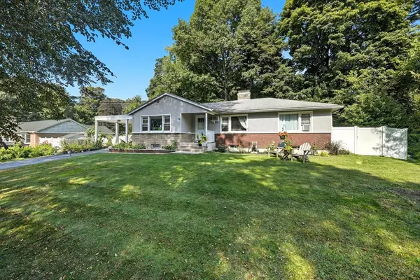 Springfield, MA 01107,34 Candice Cir