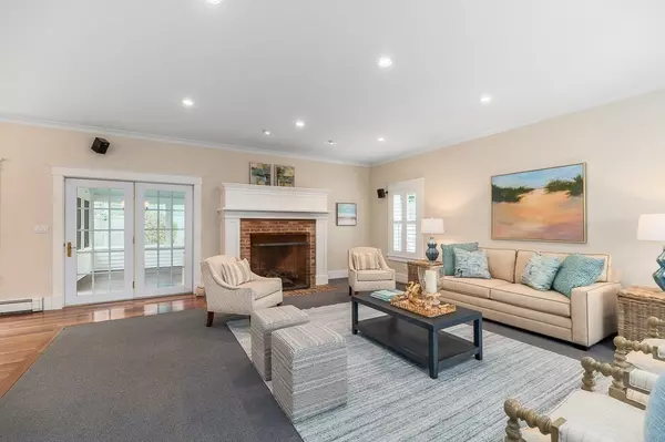 Gloucester, MA 01930,38 Lawndale