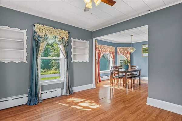 Lowell, MA 01851,105 Lauriat St