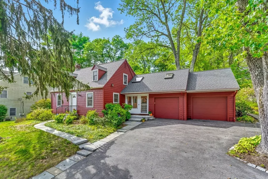 22 Burlington St, Lexington, MA 02420