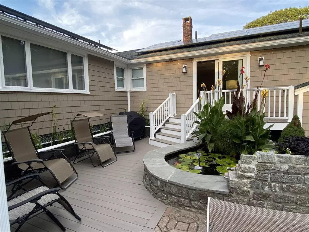 Gloucester, MA 01930,5 Ryan Road #A