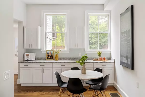 Cambridge, MA 02139,185 Putnam Ave #185