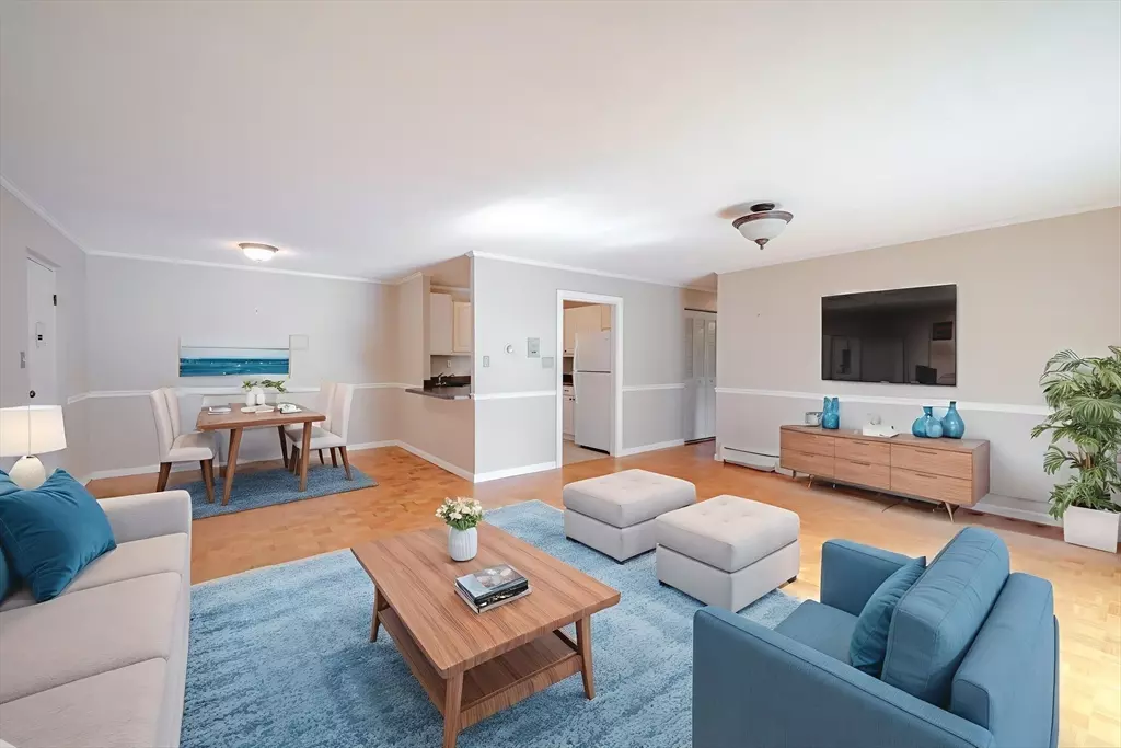 Andover, MA 01810,257 Main St #10