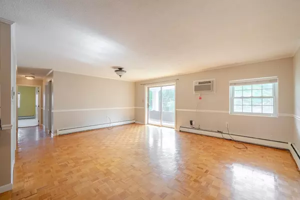 Andover, MA 01810,257 Main St #10