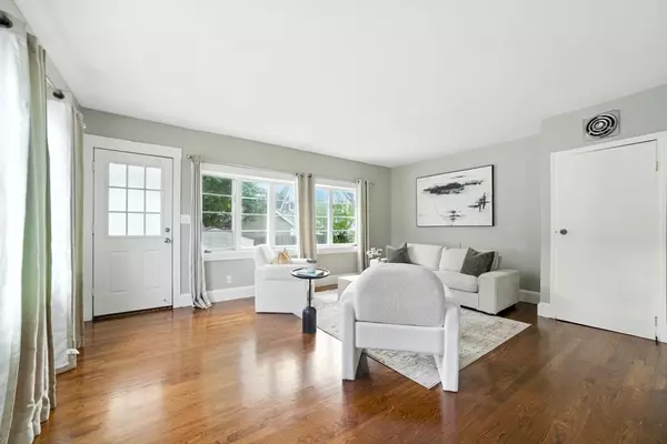 Waltham, MA 02453,61 Boynton St