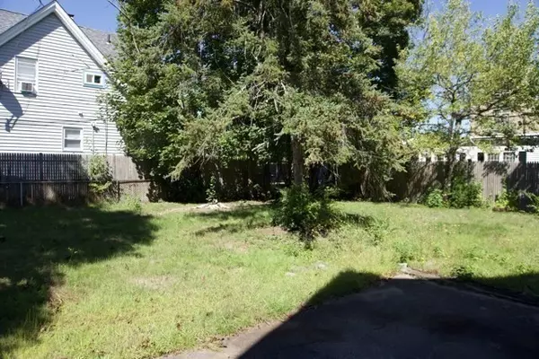 Brockton, MA 02301,58 Denton St