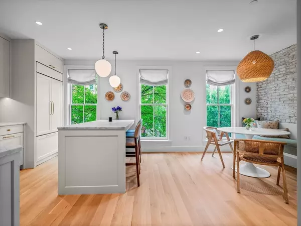 Boston, MA 02118,296 Shawmut Ave #PH