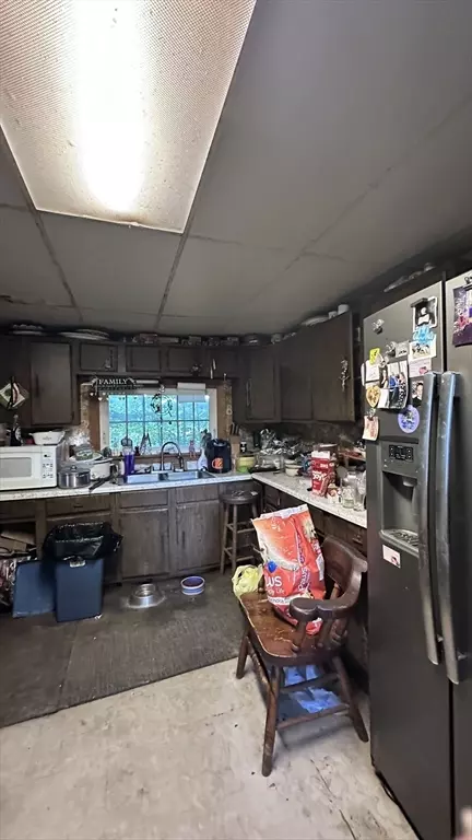 Russell, MA 01071,347 Huntington Rd