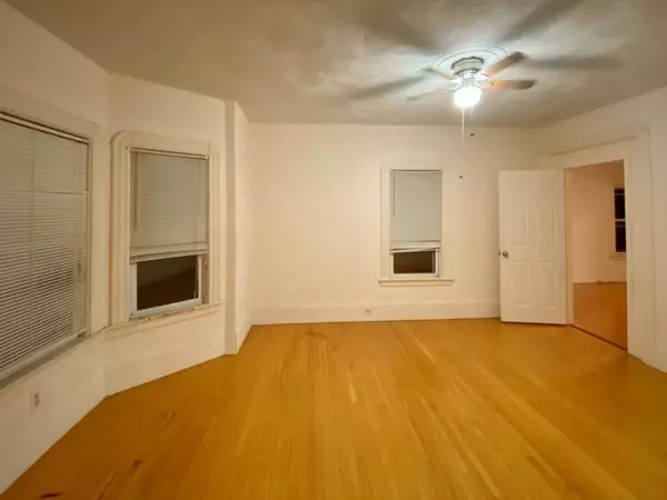 Malden, MA 02148,24 Park Avenue #2