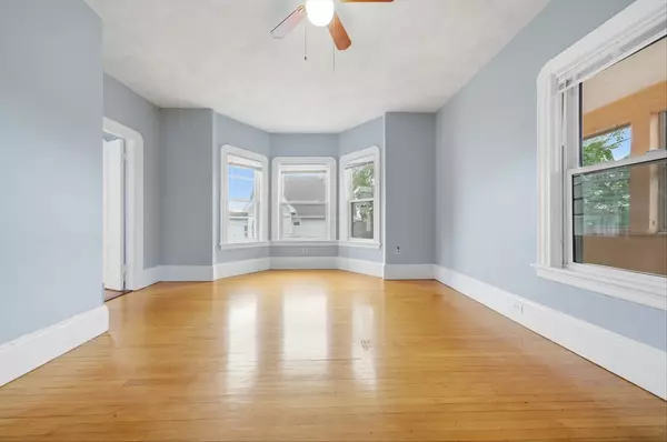 Malden, MA 02148,24 Park Avenue #2