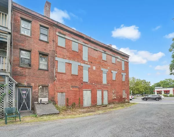 Springfield, MA 01105,477 State St