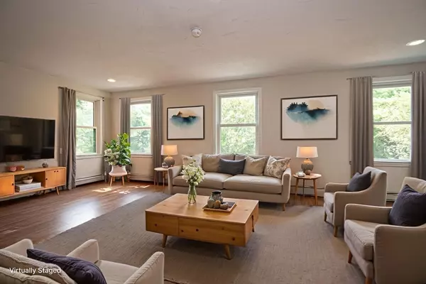 Holliston, MA 01746,30 Powderhorn Ln