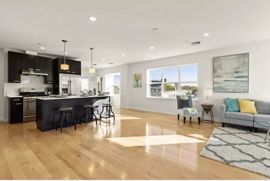 65 Beacon #401, Somerville, MA 02143