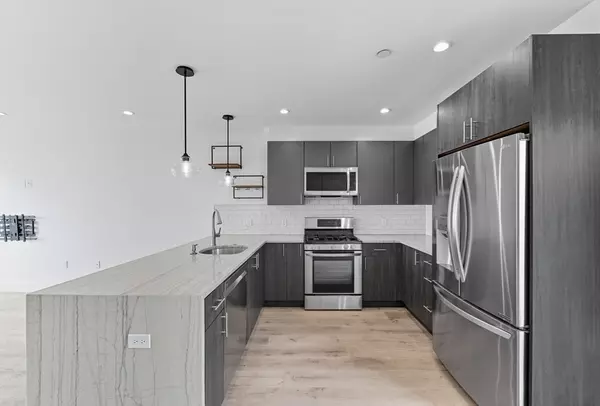 27 Carter St #2, Everett, MA 02149