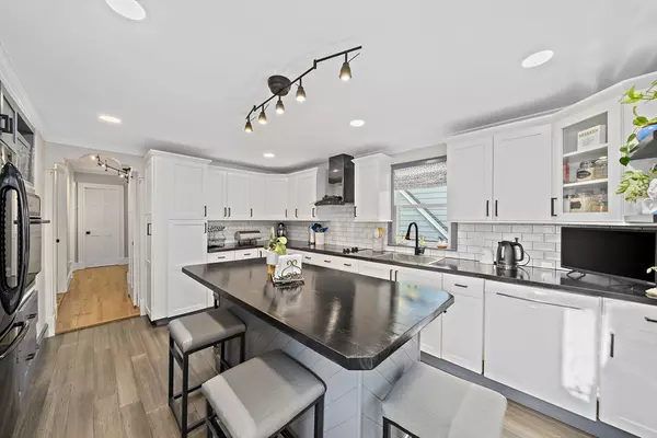 Quincy, MA 02169,77 Botolph St