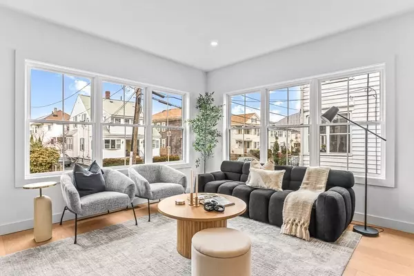 Medford, MA 02155,11 Bonner Ave #1