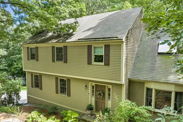 Hollis, NH 03049,91 Deacon Lane