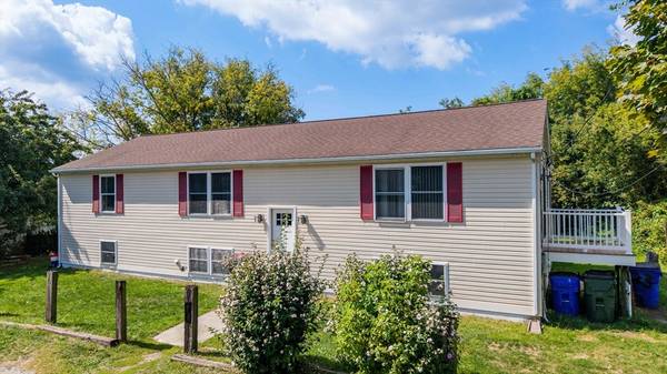 23 Tillson St, Fall River, MA 02724