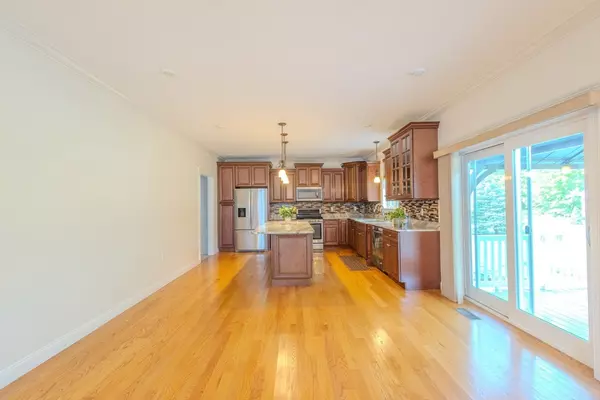 Attleboro, MA 02703,172 Downing Dr