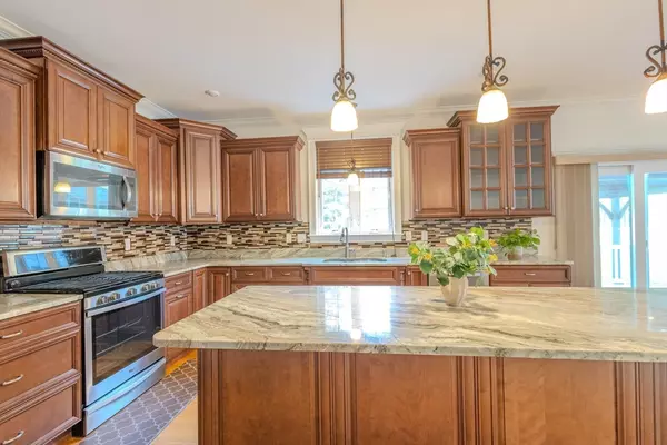 Attleboro, MA 02703,172 Downing Dr