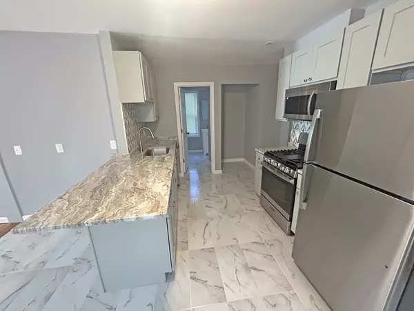 Worcester, MA 01610,69 Hollis St