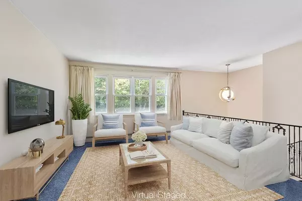 Gloucester, MA 01930,4 Hillside Rd