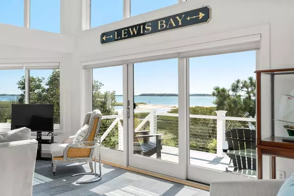 18 Rachel Rd, Yarmouth, MA 02673