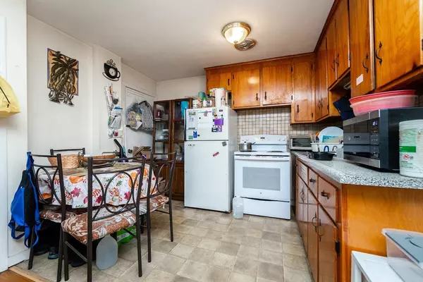 Quincy, MA 02169,28 Miller St #8