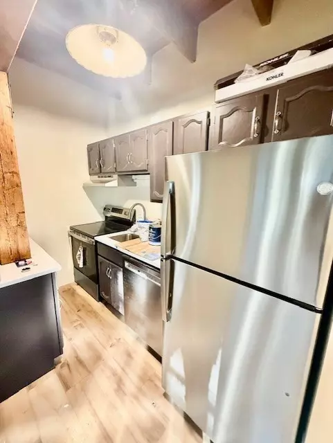 Chelsea, MA 02150,33 Medford #3