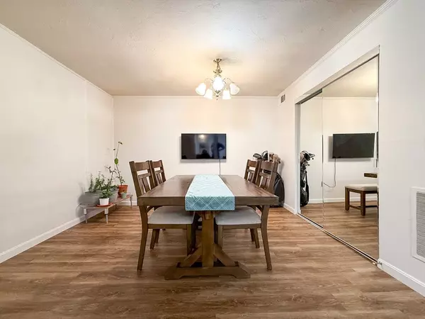 Milford, MA 01757,10 Shadowbrook Ln #24