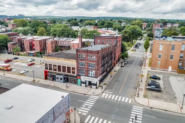 Holyoke, MA 01040,445-447 High St
