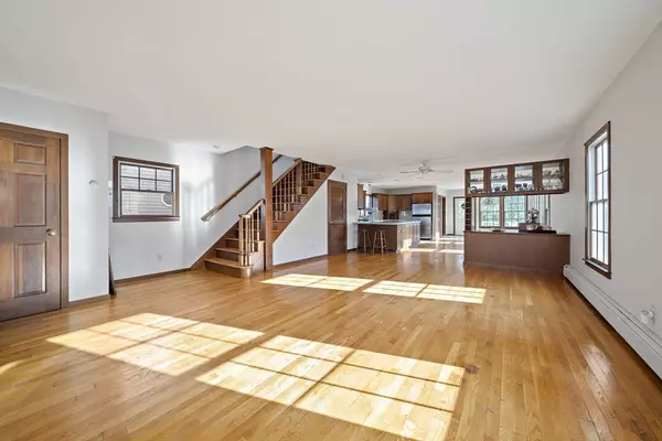 Hull, MA 02045,23 Gunrock Ave