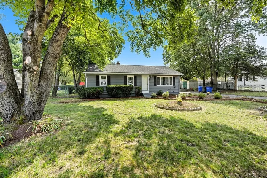 15 Southern Rd, Springfield, MA 01129