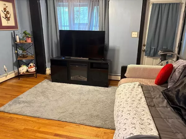 Taunton, MA 02780,11 Talbot Ave