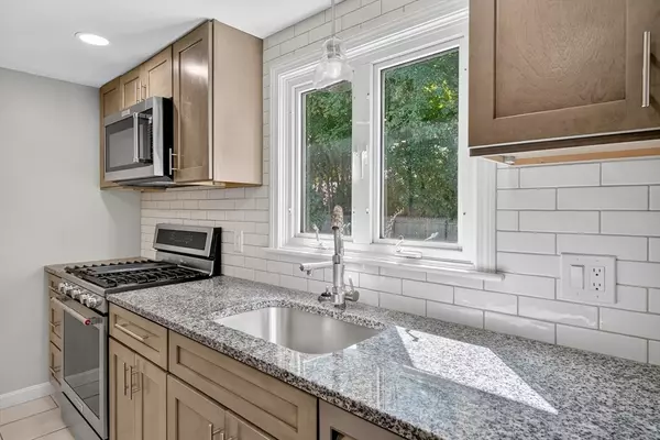 Somerset, MA 02726,601 Eastview Ave