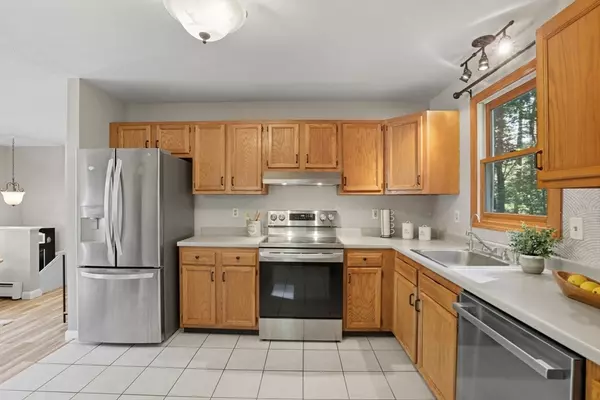 Ayer, MA 01432,17 Douglas Drive