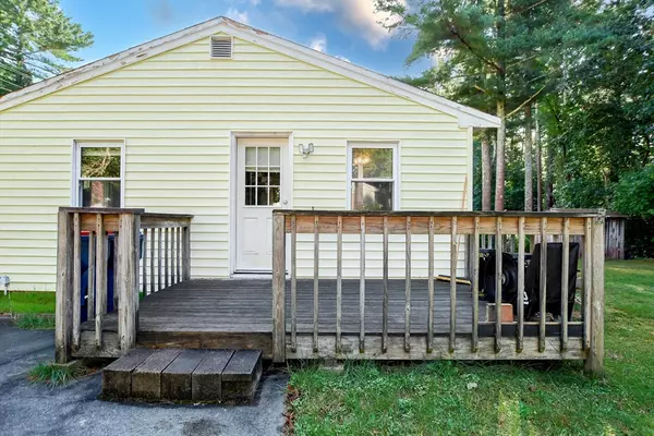 Wareham, MA 02576,9 White Pine Ave