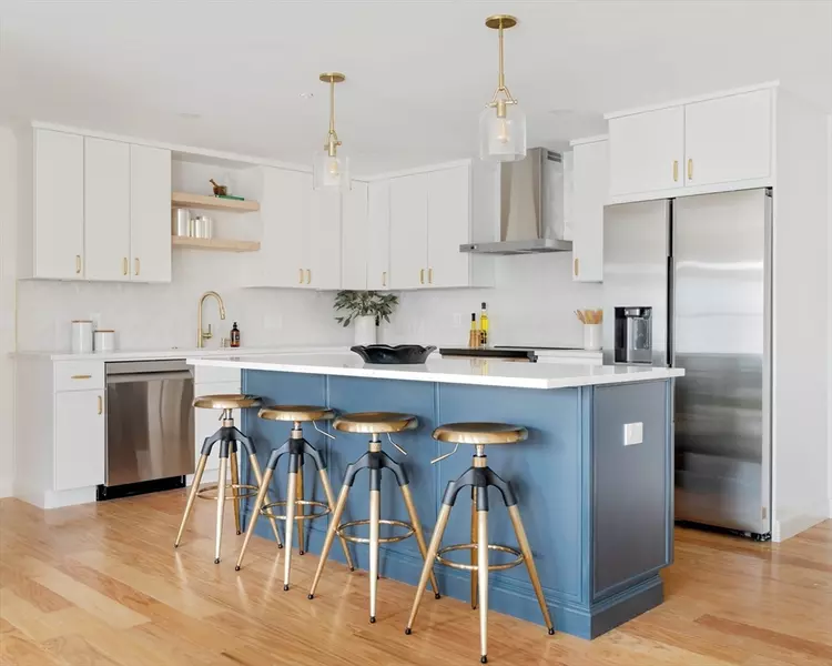 655 Saratoga Street #3, Boston, MA 02128