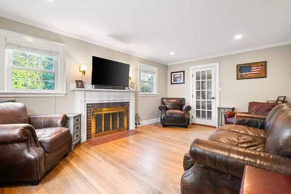 Quincy, MA 02171,444 W Squantum St