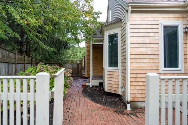 Yarmouth, MA 02675,55 W Woods #55