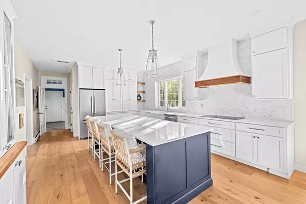 Norwell, MA 02061,260 River Street