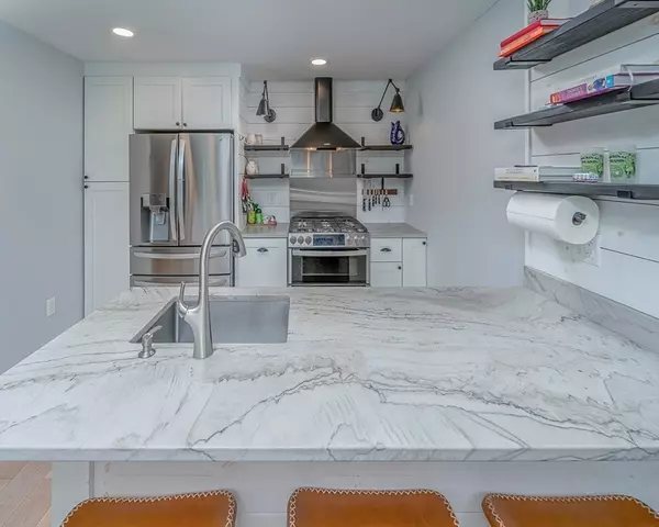 Newburyport, MA 01950,19 Jefferson St