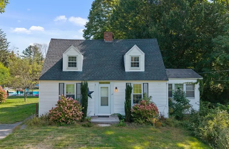 121 Linwood Street, Haverhill, MA 01830