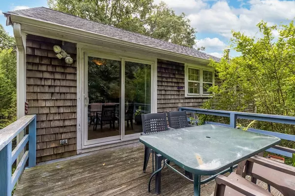 Falmouth, MA 02536,2 Swallow Street