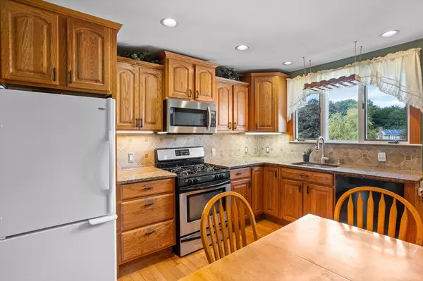 Tewksbury, MA 01876,347 Astle St